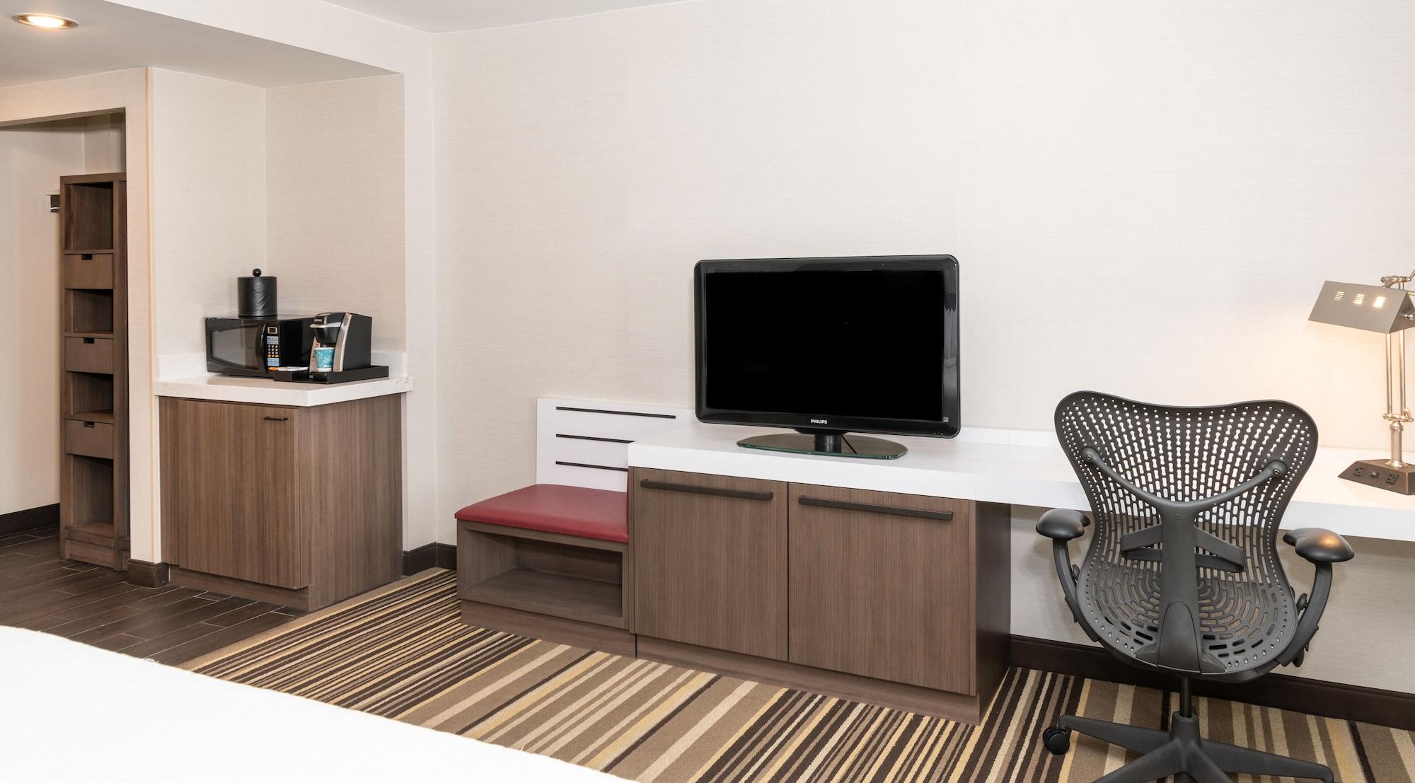 Hilton Garden Inn Philadelphia-Fort Washington Eksteriør billede