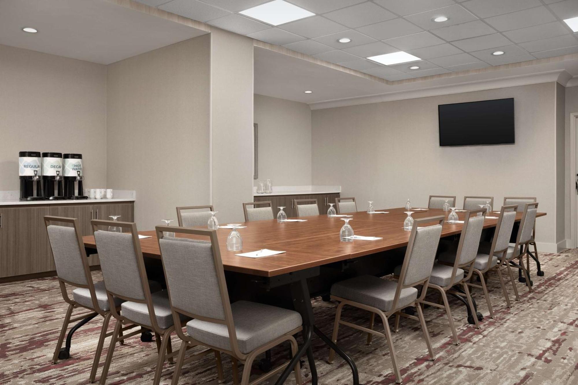 Hilton Garden Inn Philadelphia-Fort Washington Eksteriør billede