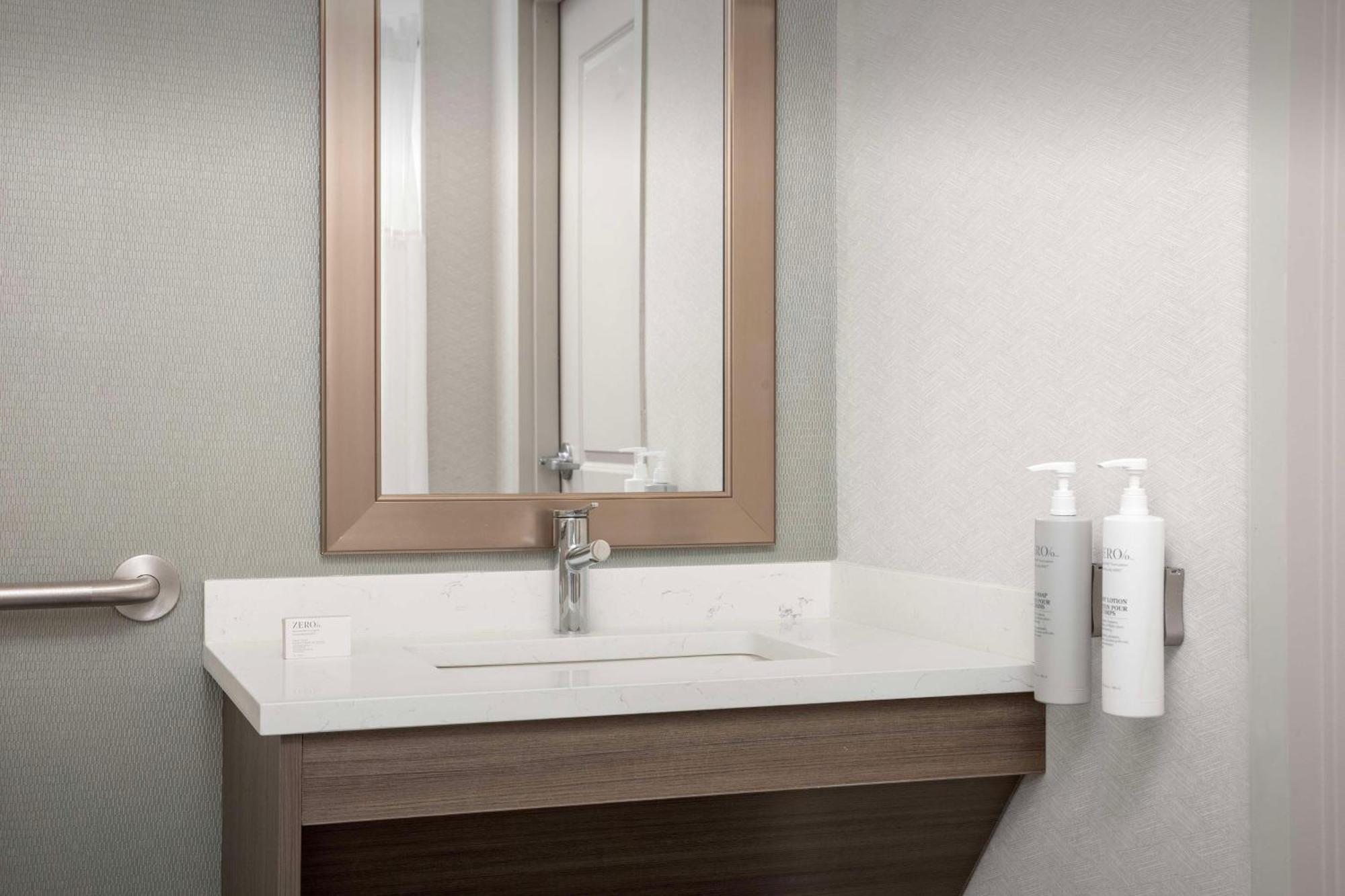 Hilton Garden Inn Philadelphia-Fort Washington Eksteriør billede