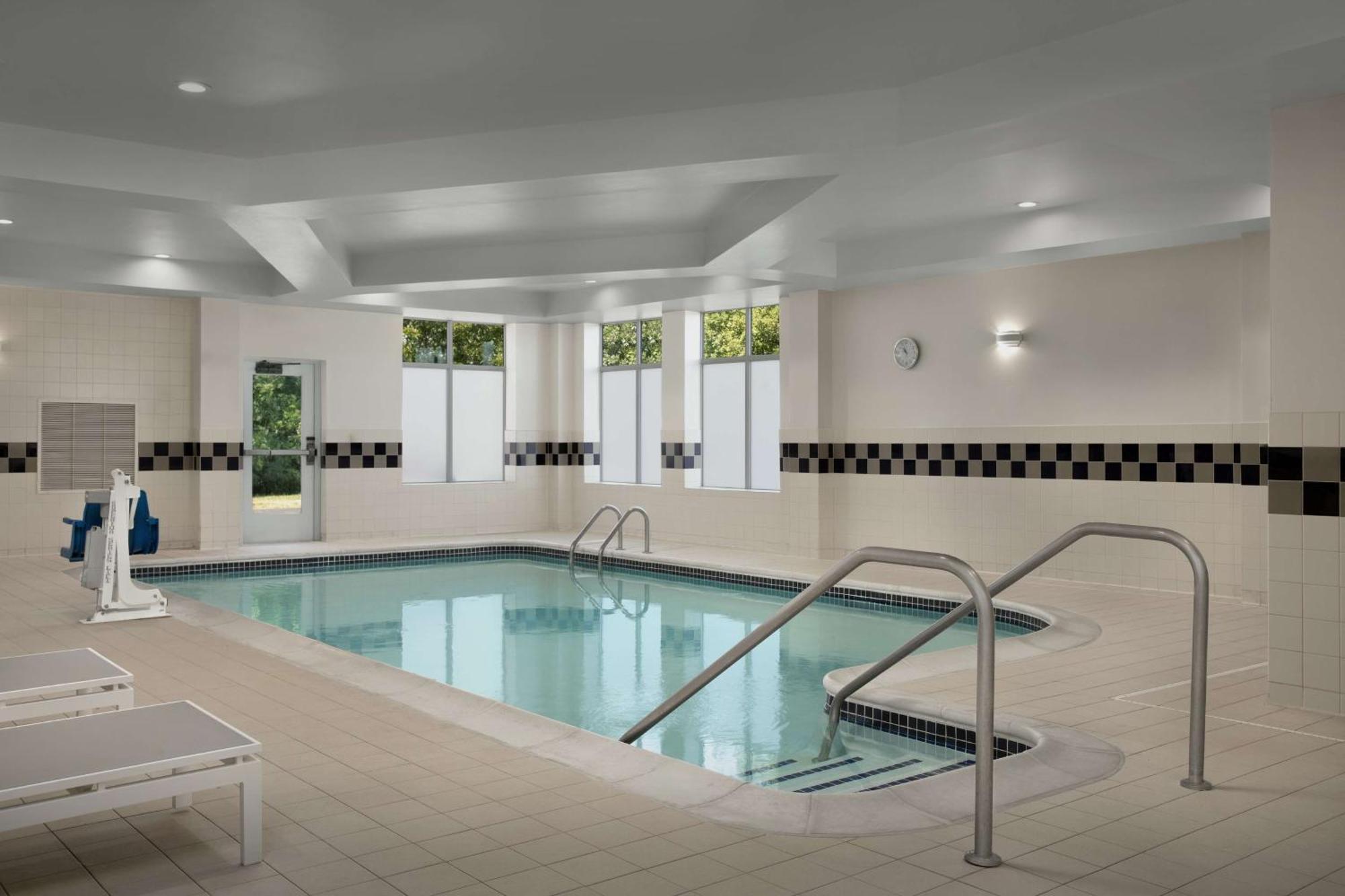 Hilton Garden Inn Philadelphia-Fort Washington Eksteriør billede